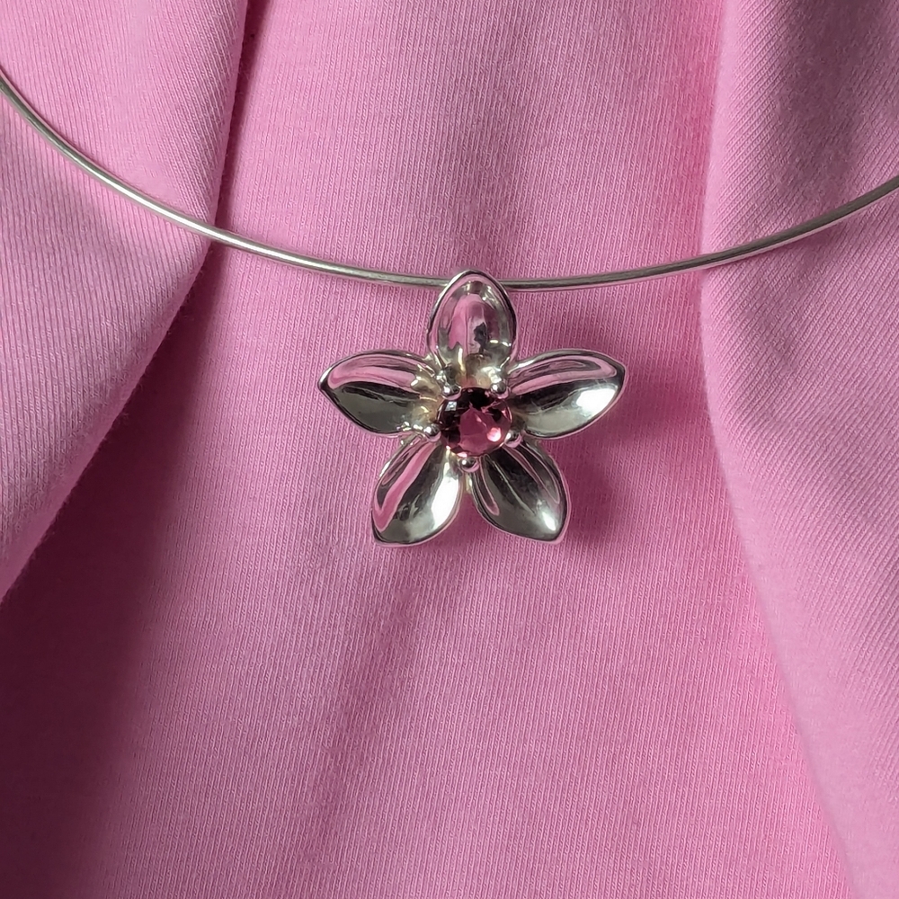 TIFFANY & CO Sterling Silver Pink Tourmaline Flower Pendant Choker Necklace 2003 - Picture 5 of 15